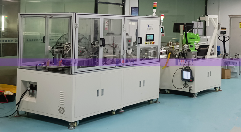 金屬片自動(dòng)貼片裁切設(shè)備